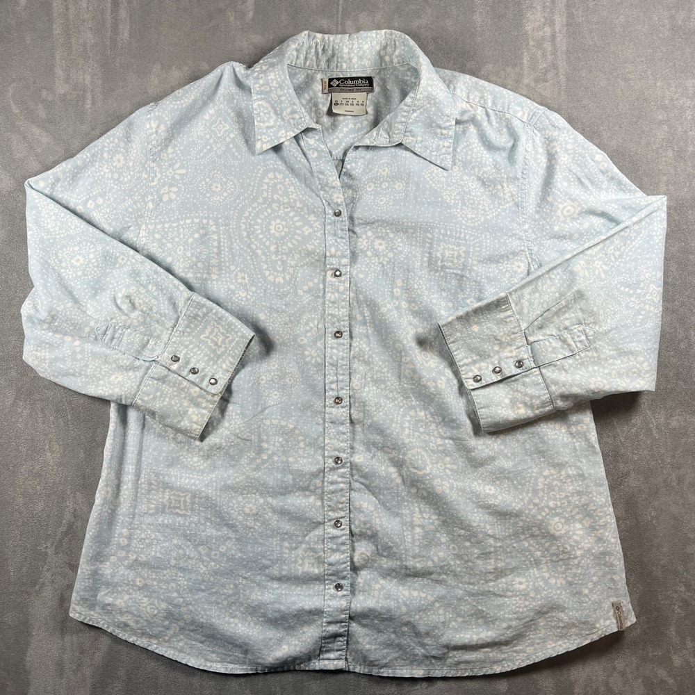 Columbia Womens XL Pearl Snap Shirt Paisley Bandana Western Blue Cotton
